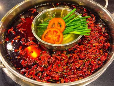 一次性火锅红油加工厂帮助火锅店提高竞争力