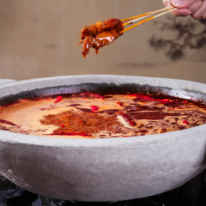 微辣火锅底料味欠佳？细节之处藏真相？